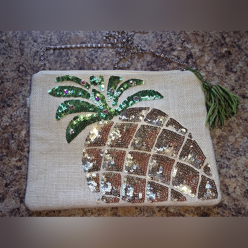 EUC Sparkle Pinapple Crossbody!